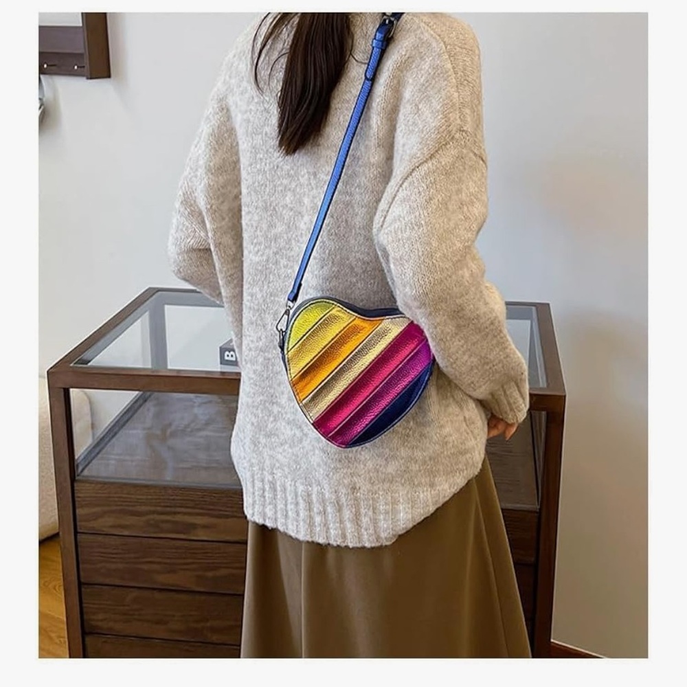 🆕Rainbow Patchwork Heart- shaped shoulder crossb… - image 7